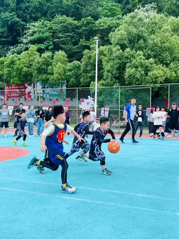 篮球赛备赛战术训练_0